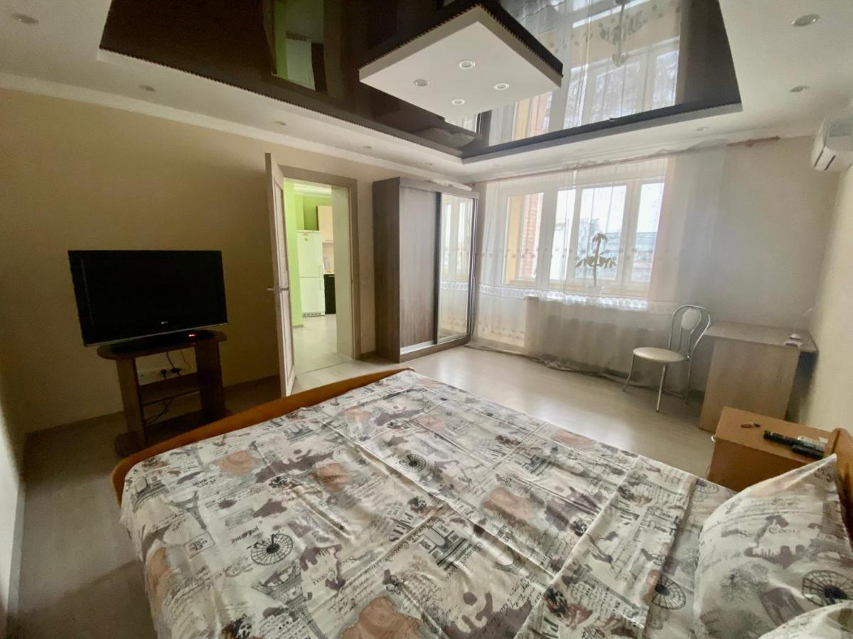 Apartment On Khreshchatyk 200 Center Čerkasy Exteriér fotografie